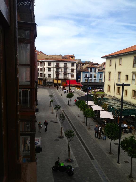 ホテル Pension Las Barqueras リャネス エクステリア 写真